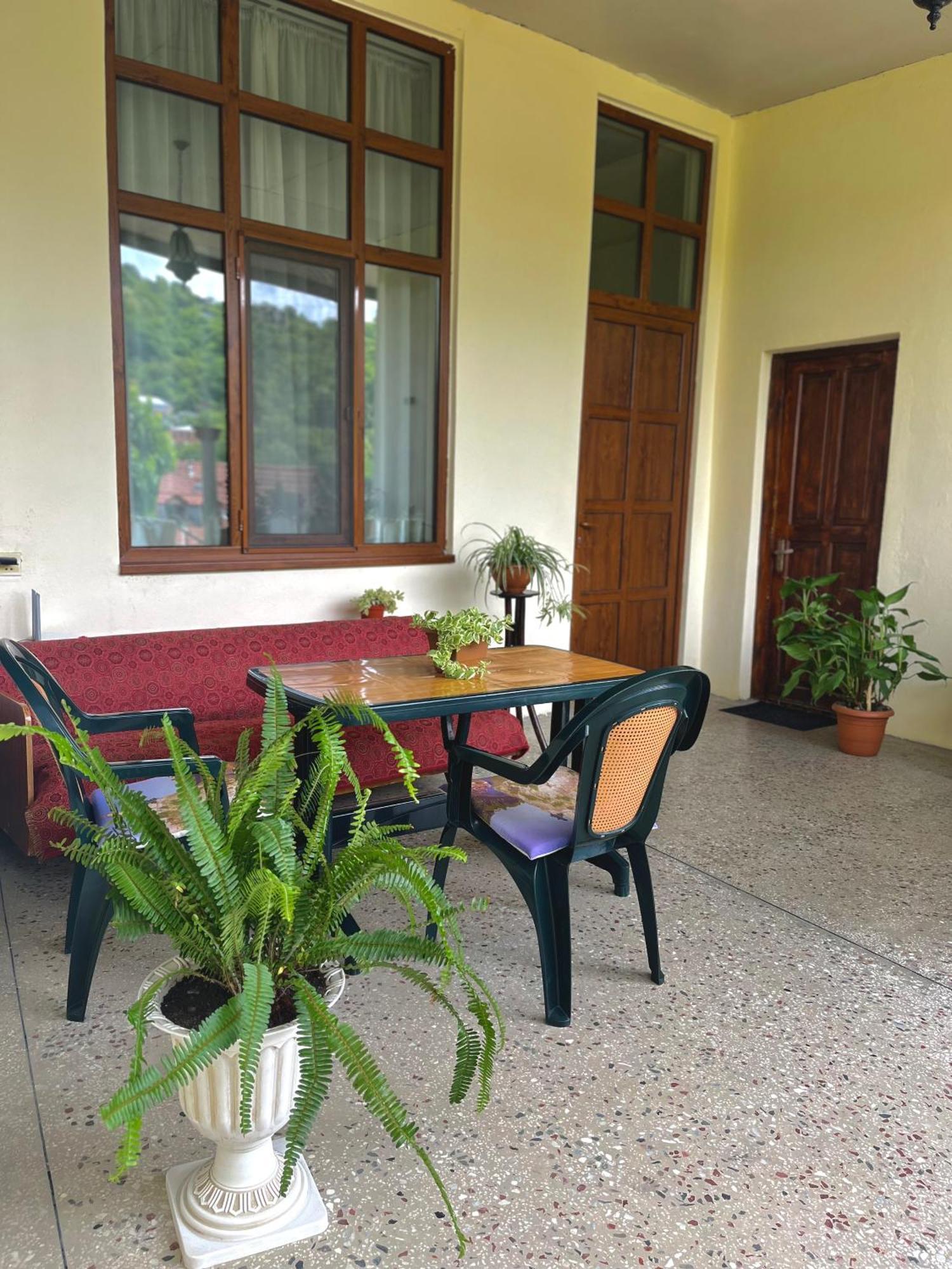 Guest House Anuki Sighnaghi Exterior photo